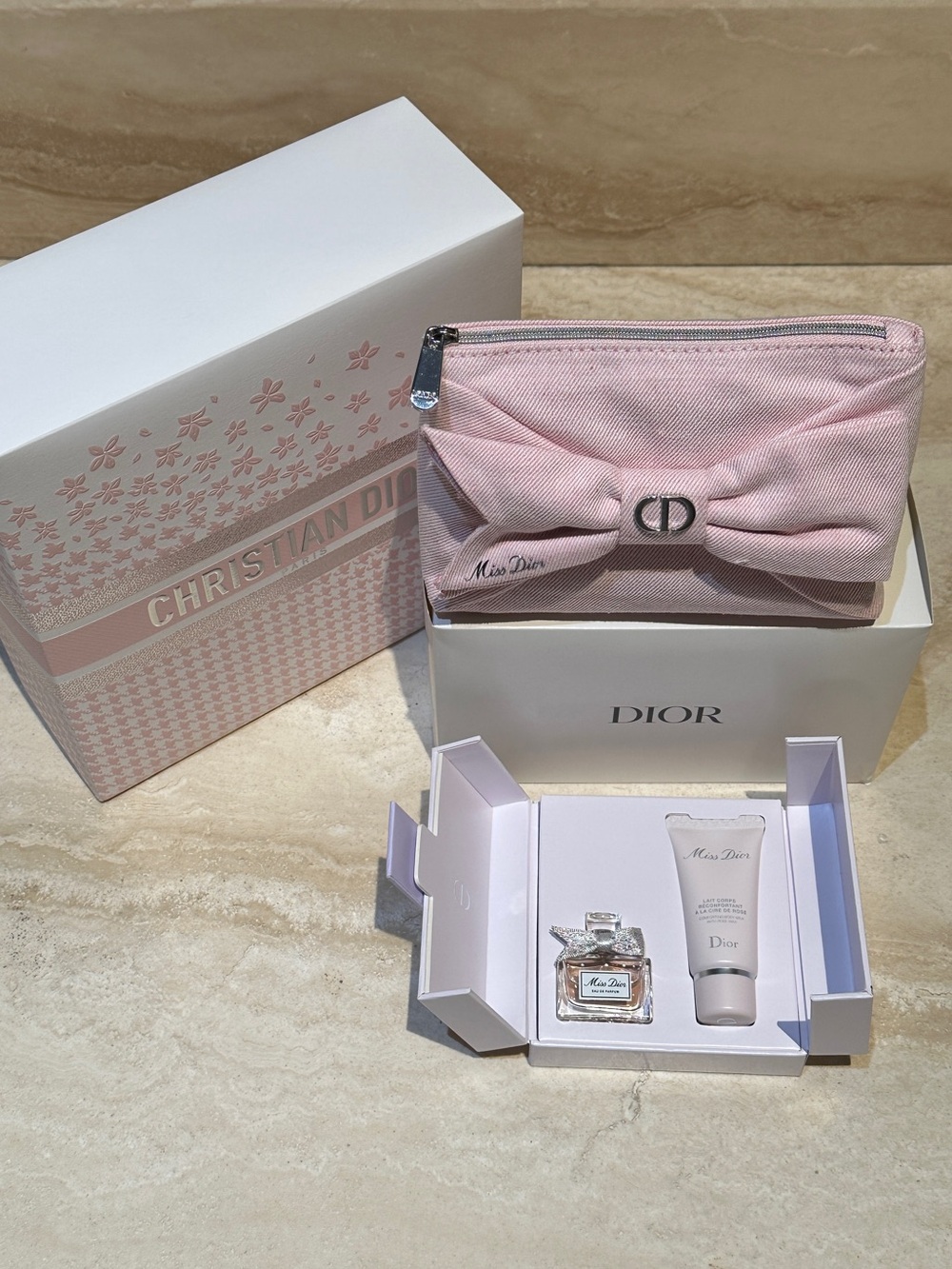 Dior Miss Dior Pink Bow Beauty Pouch Gift Set Limited Edition 2026